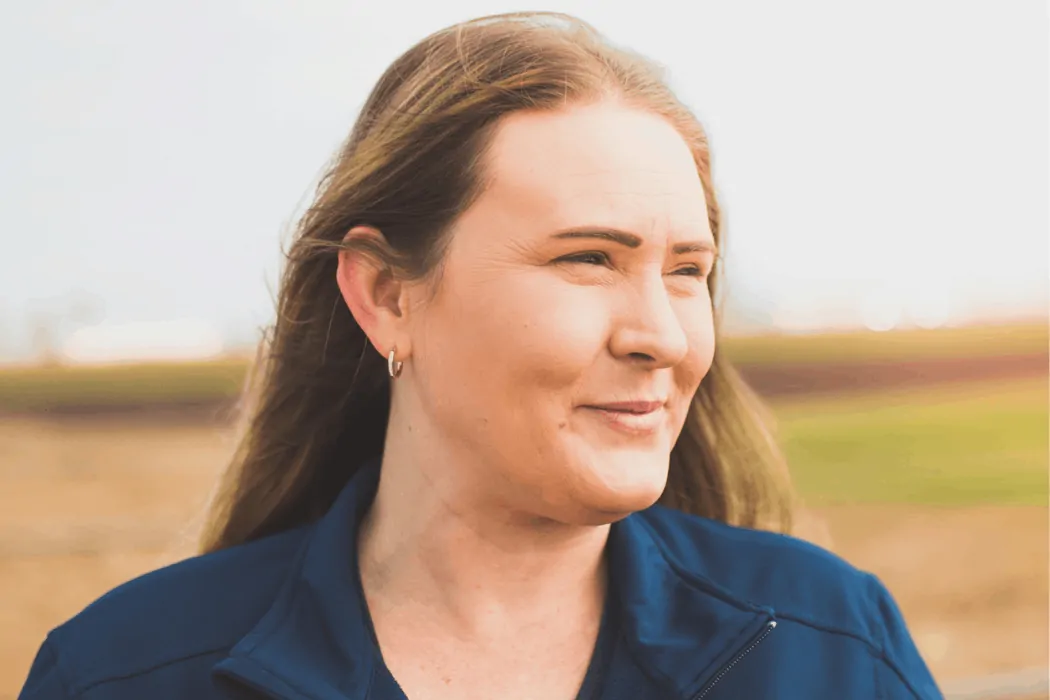 Stephanie Pharris is a supply chain management employee of Duncan Farms in Arizona.